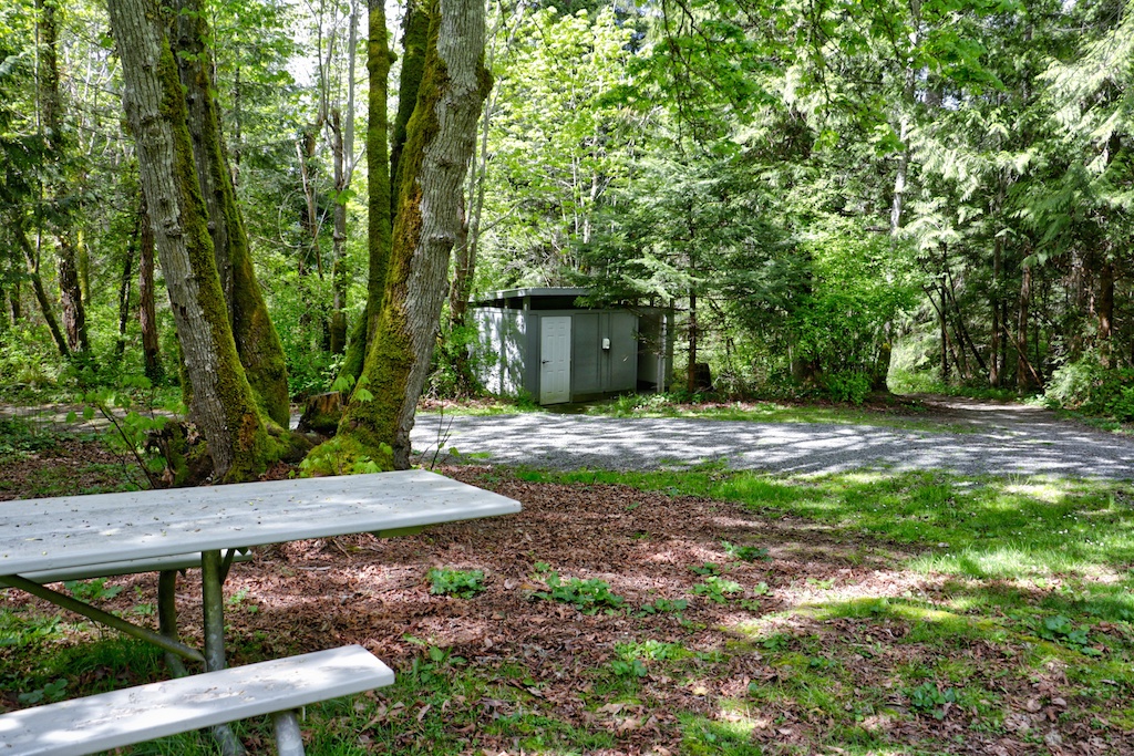 Picnic Area and restrooms at Coles Bay Regional Park, Victoria, Bc, Visitor in Victoria, Parks in Victoria