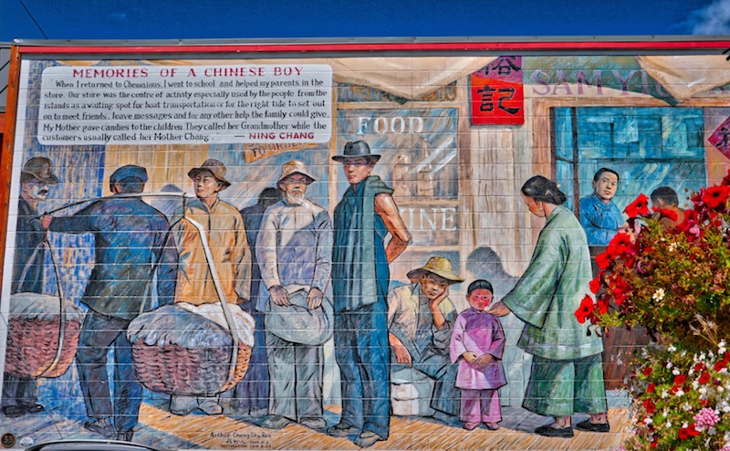 A mural in Chemainus, BC Visitor in Victoria